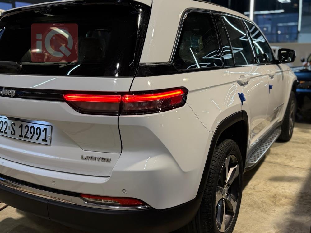 جيب جراند شيروكي